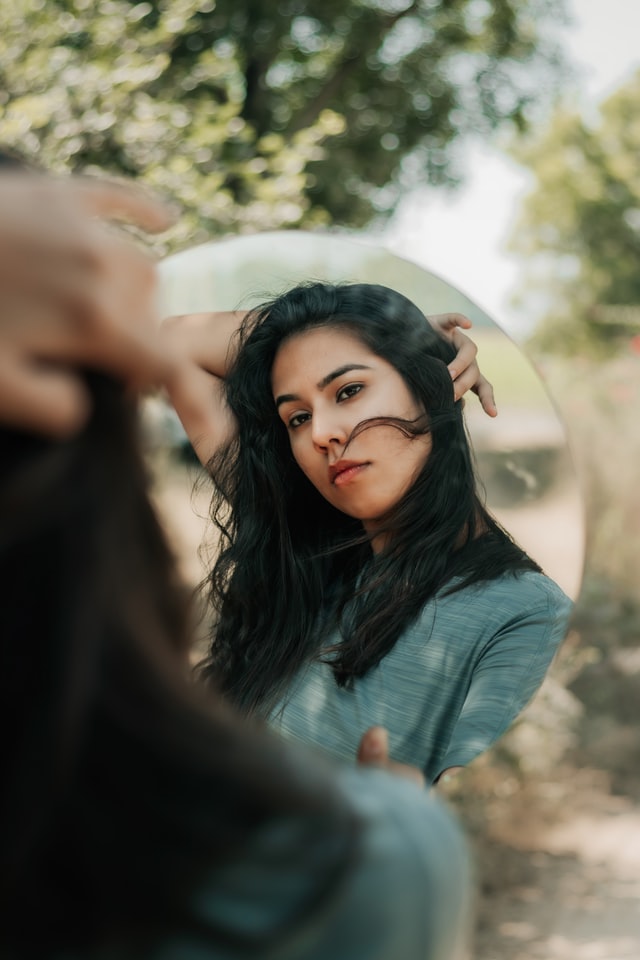 dollar gill NbqFPvXQU0 unsplash